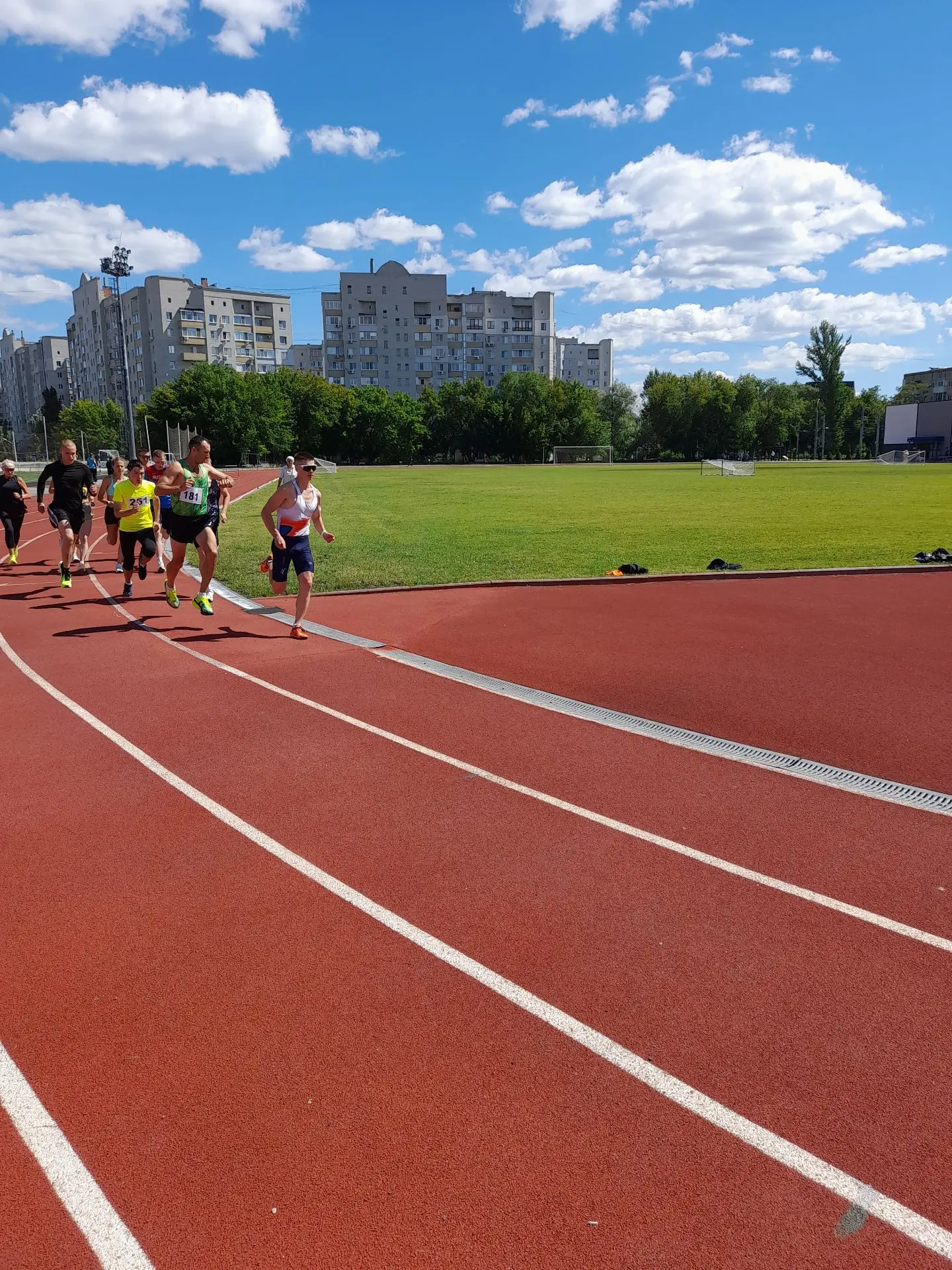 🏃‍♀️ Летний чемпионат области: победы и рекорды Питерского района!