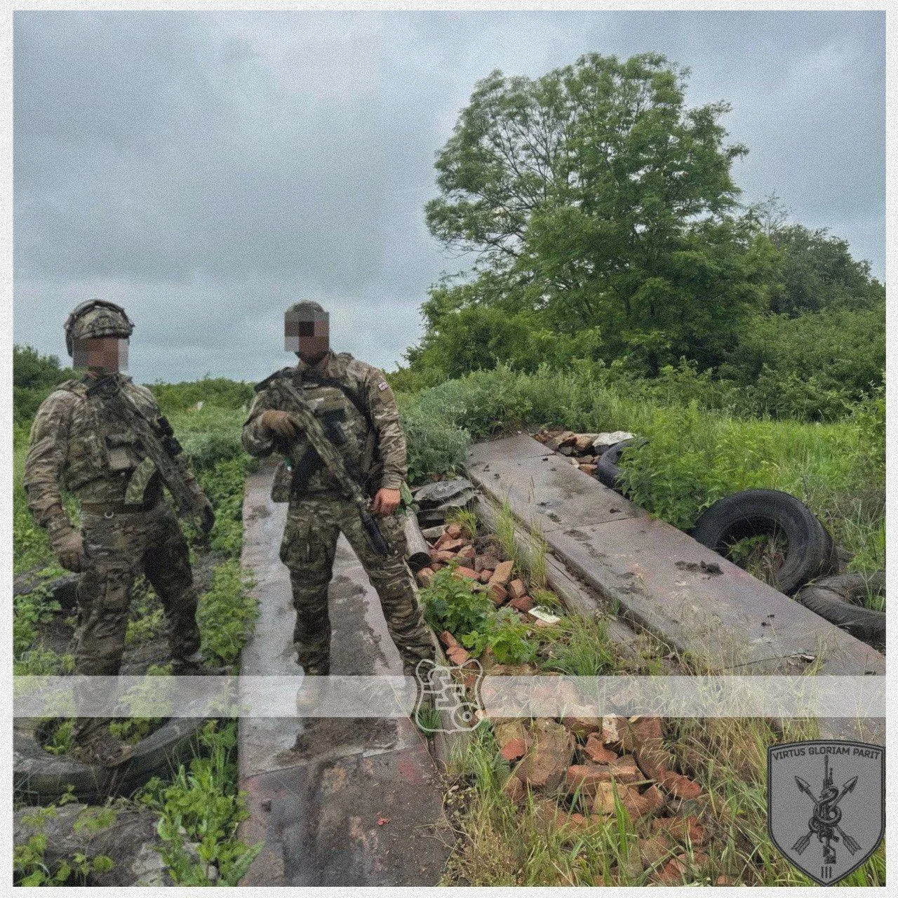 Военнослужащие одного из подразделений.