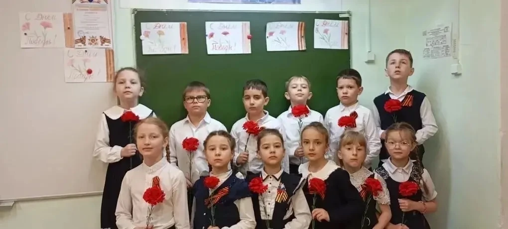 🇷🇺Память поколений живёт в наших сердцах!  🎖️Накануне Дня Великой Победы учащиеся совета самоуправле