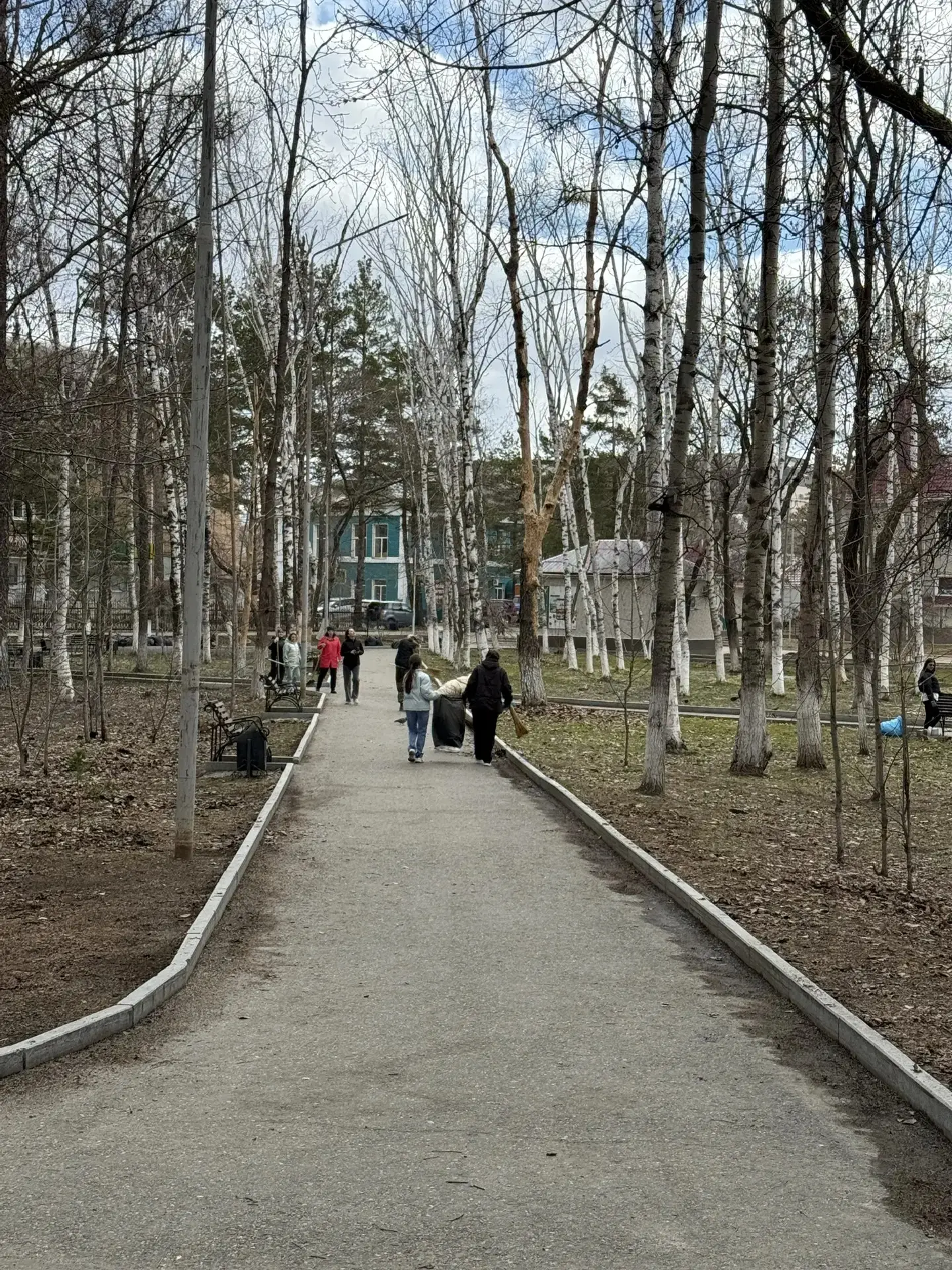 Глава Дальнереченского городского округа Сергей Старков:  🧹 Сделаем наш город чище вместе!  Вместе с
