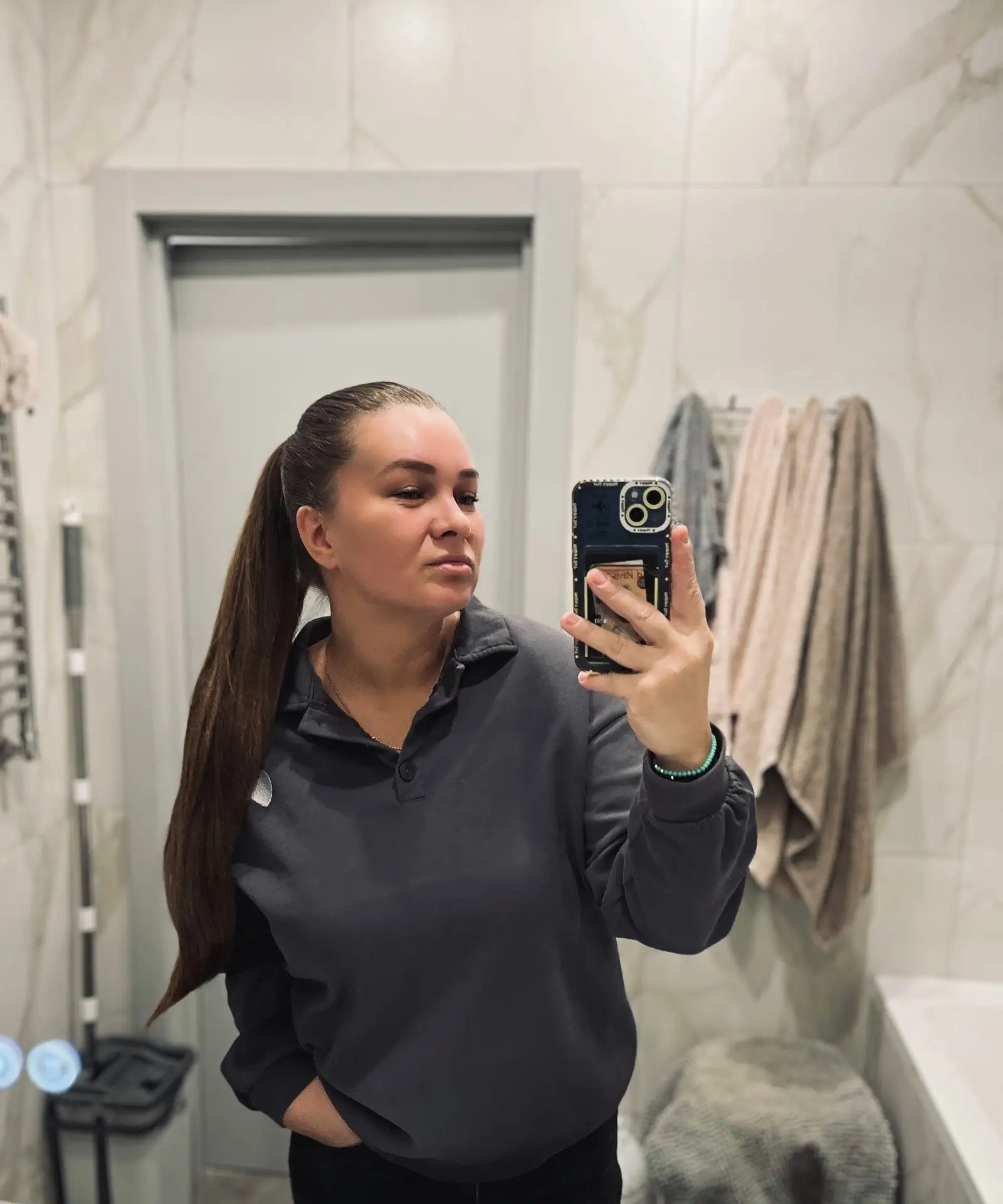 Есть молоденькие, которые любят девушек в возрасте? 😇💋