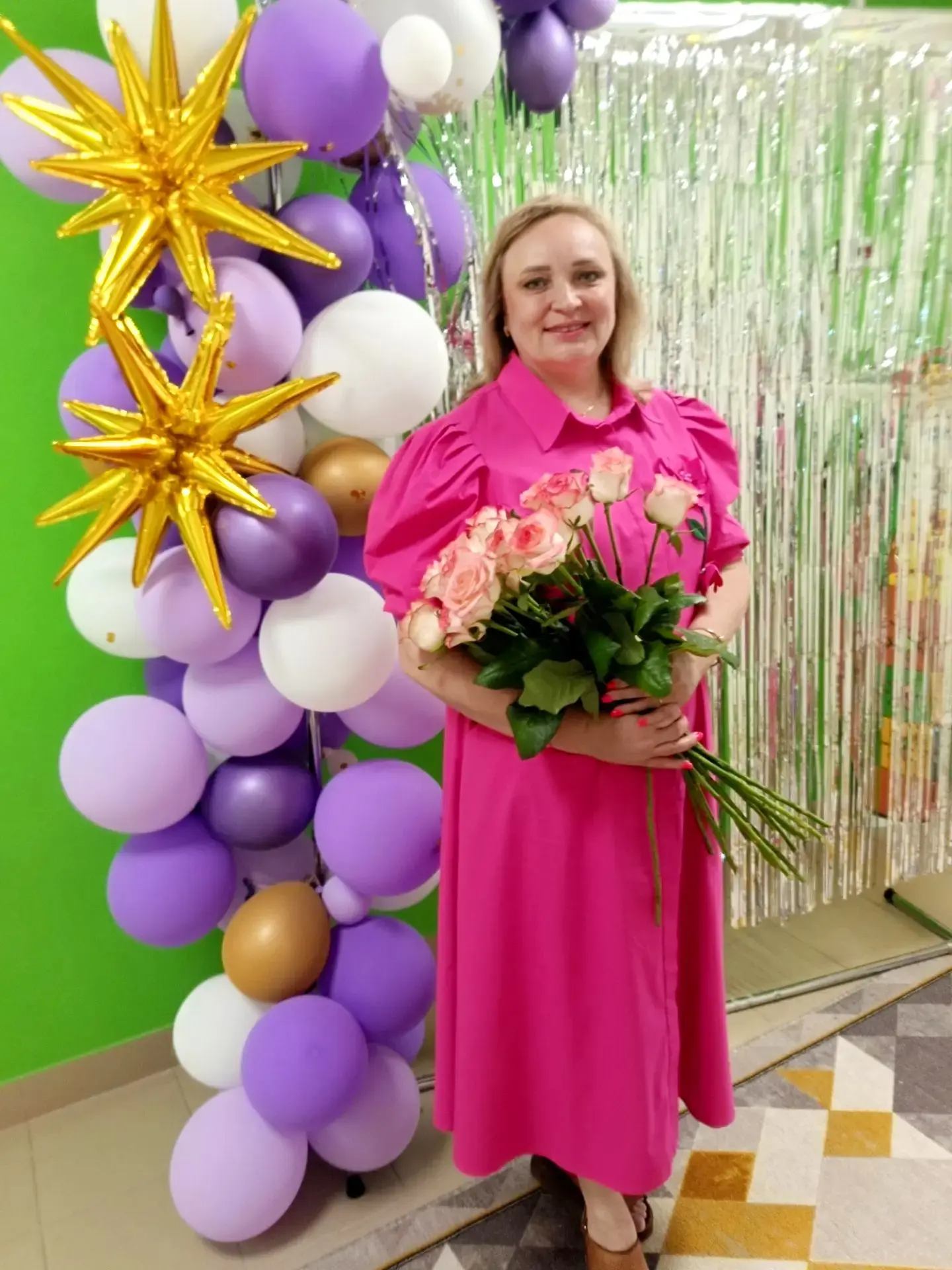 Наталья Ивановна!

От всей души поздравляем Вас с днём рождения! В этот замечательный день мы хотим 