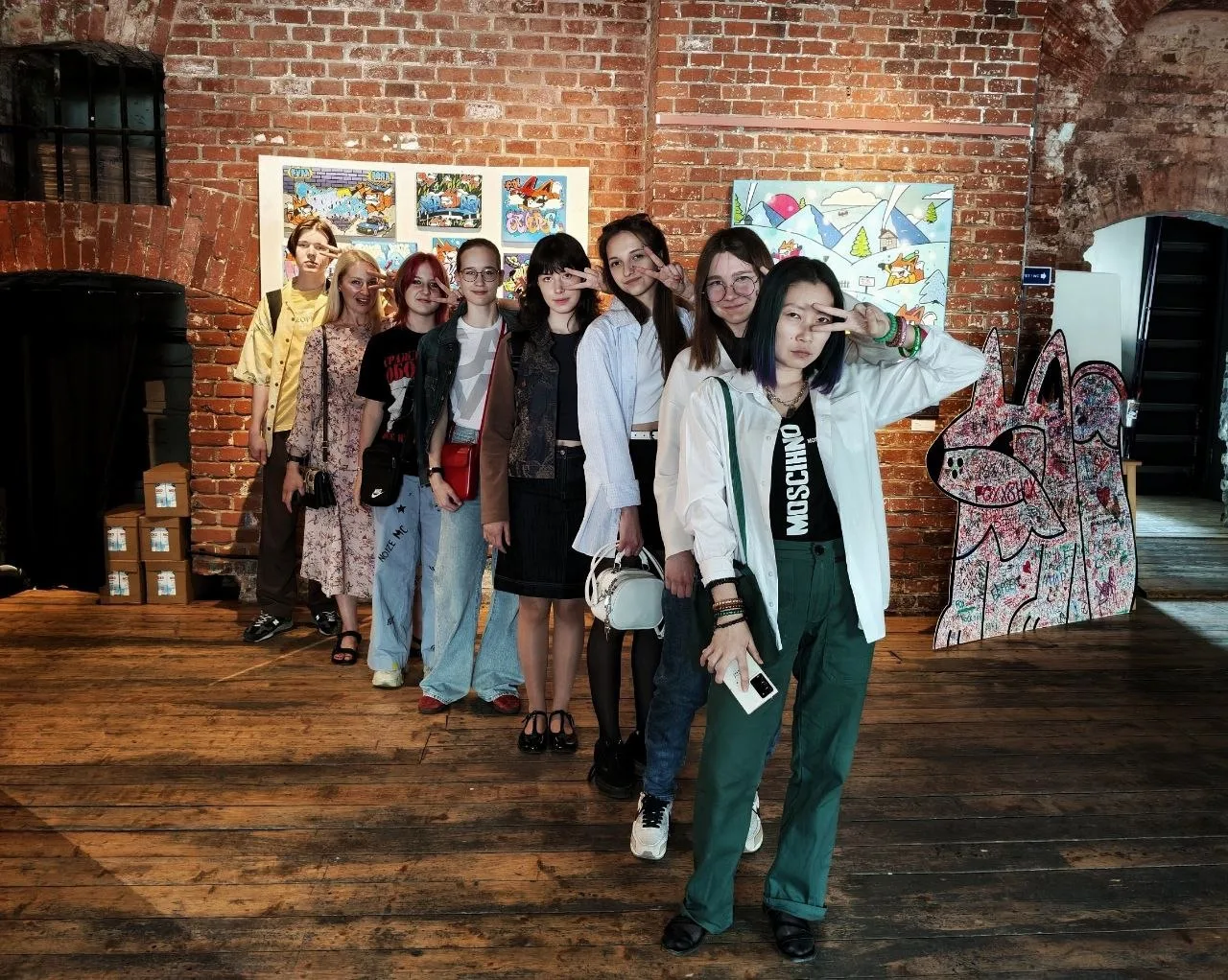 🎨 Участники академической программы по изобразительному искусству посетили выставку ху...