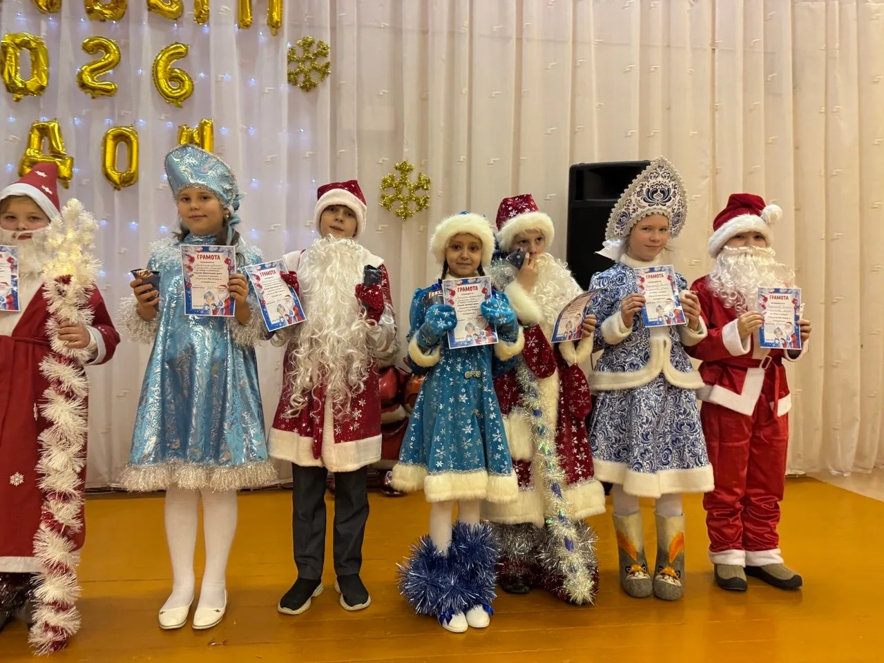 🎄 Конкурс «Лучший Дед Мороз и Снегурочка» 🎅🏻❄   ⛄ Захватывающий дух парад костюмов, блестящие выступ