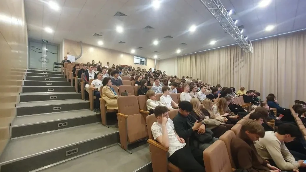 💡Время новых возможностей                       Время выбора💡  Важное мероприятие посетили наши учен