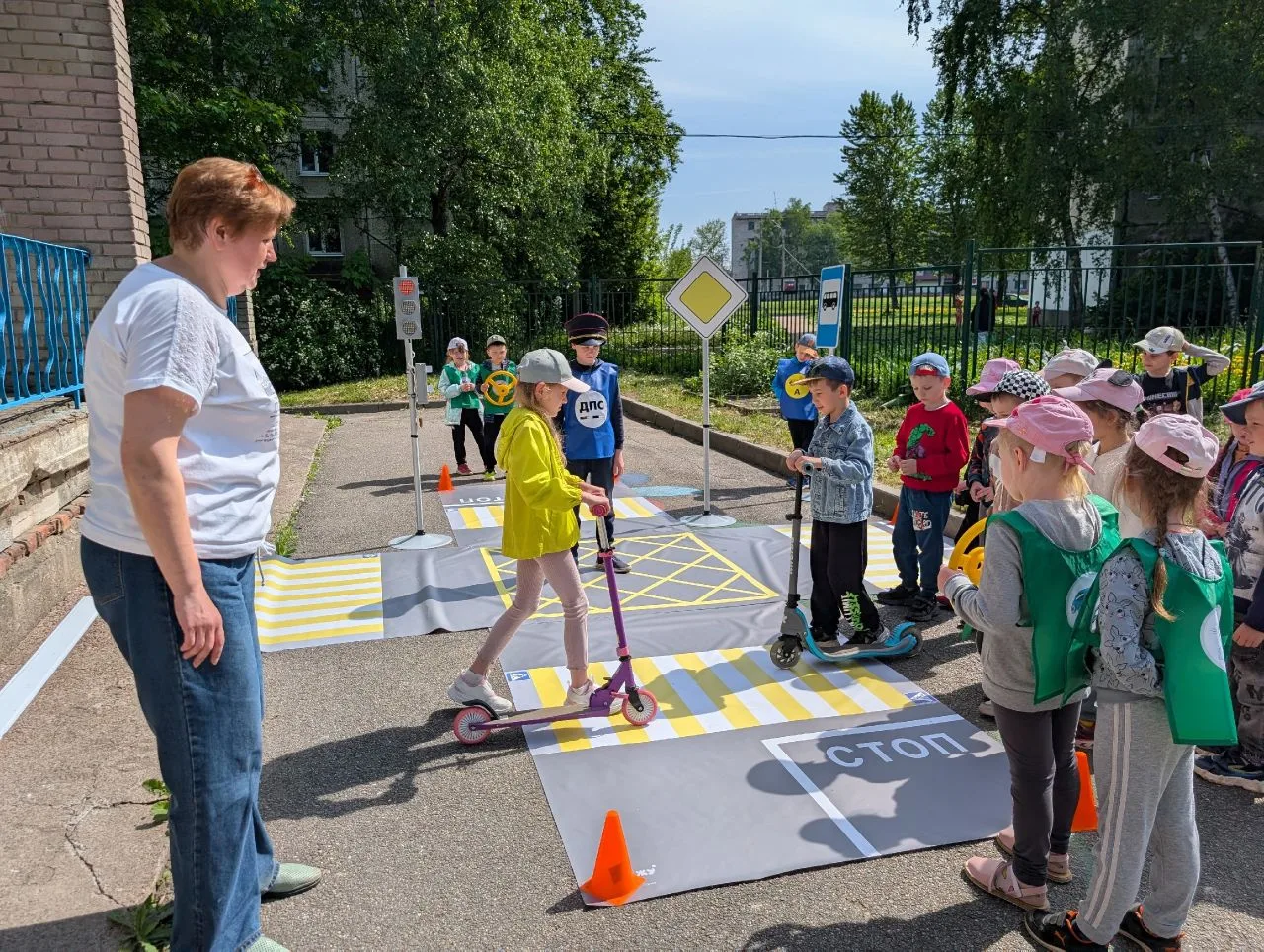 20 мая в нашем #ДетскомСаду_113  прошла городская акция "Единый день дорожной безопасности" — и наши