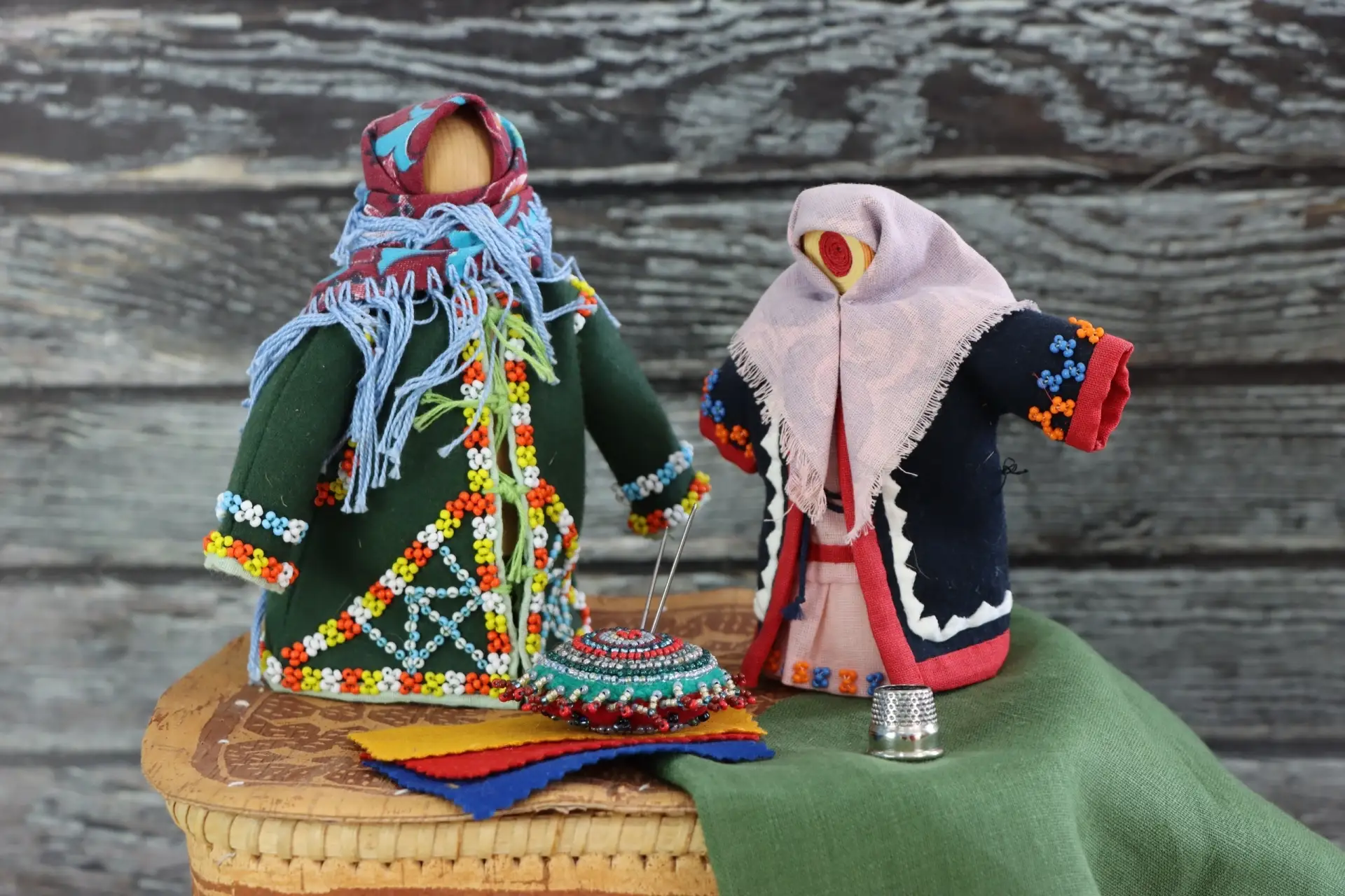🧵 В Югре начался конкурс под названием «Семья мастеровая»  Семьи Югры, занимающиеся народными ремёсл