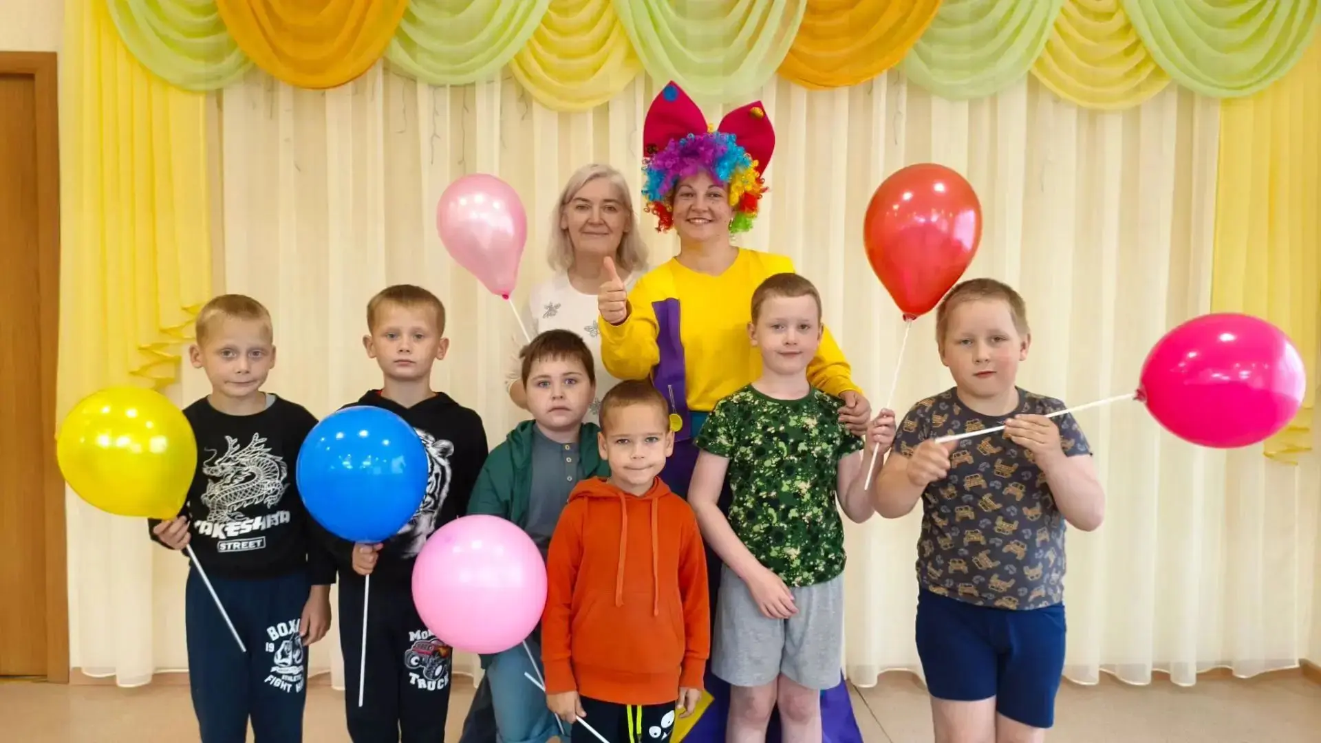🎉🌷 Сегодня в нашем детском саду прошёл День знаний! Педагоги постарались сделать этот...