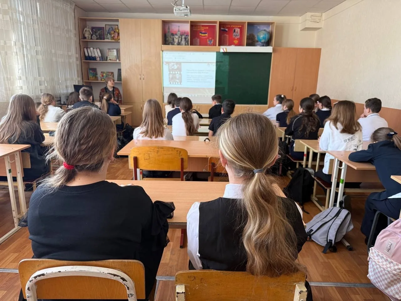 🇷🇺РАЗГОВОРЫ О ВАЖНОМ🇷🇺  В преддверии 81-й годовщины Великой Победы сегодняшние разговоры «Песни о во