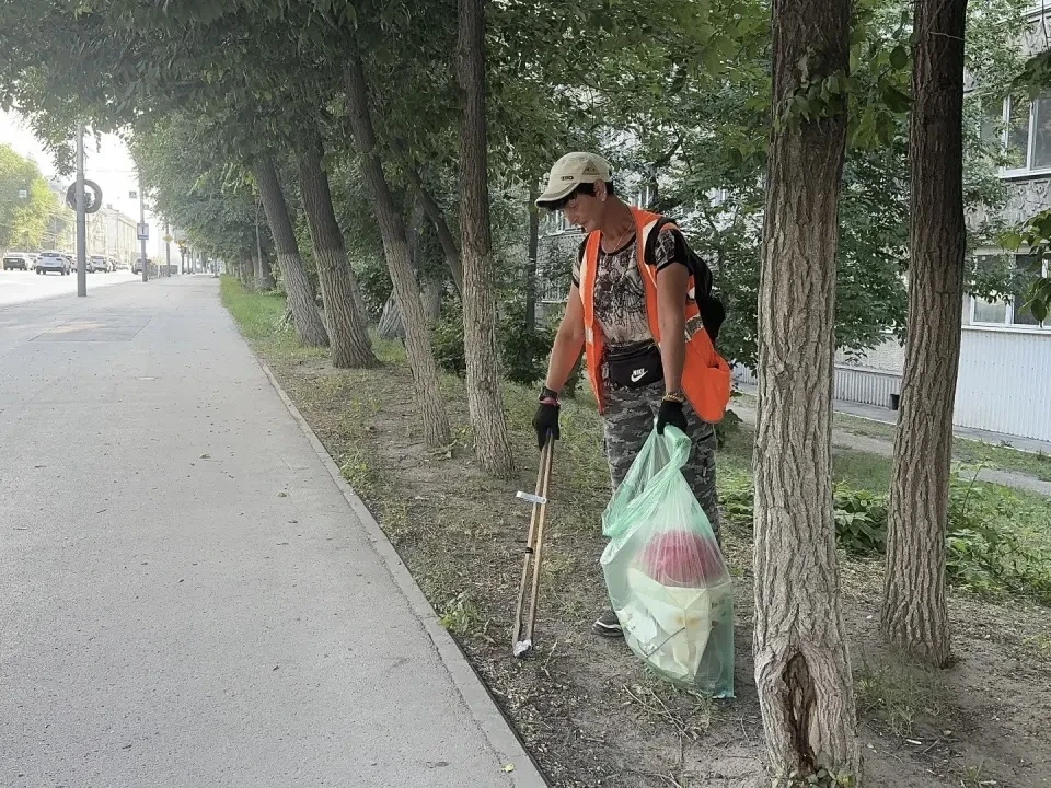 📎В нашем районе продолжаются работы по санитарной очистке территории

✅ Коммунальная служба проводи