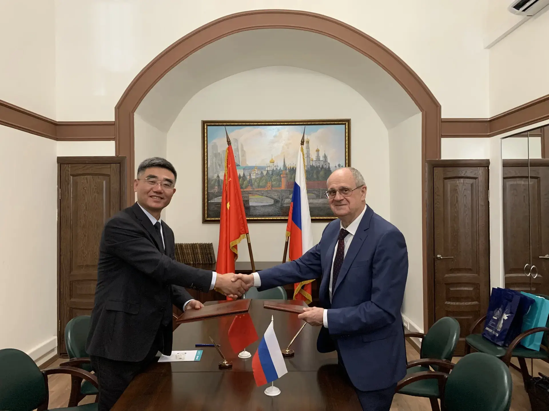 🤝 МПГУ подписал договор о сотрудничестве со Вторым педагогическим университетом Цзянсу