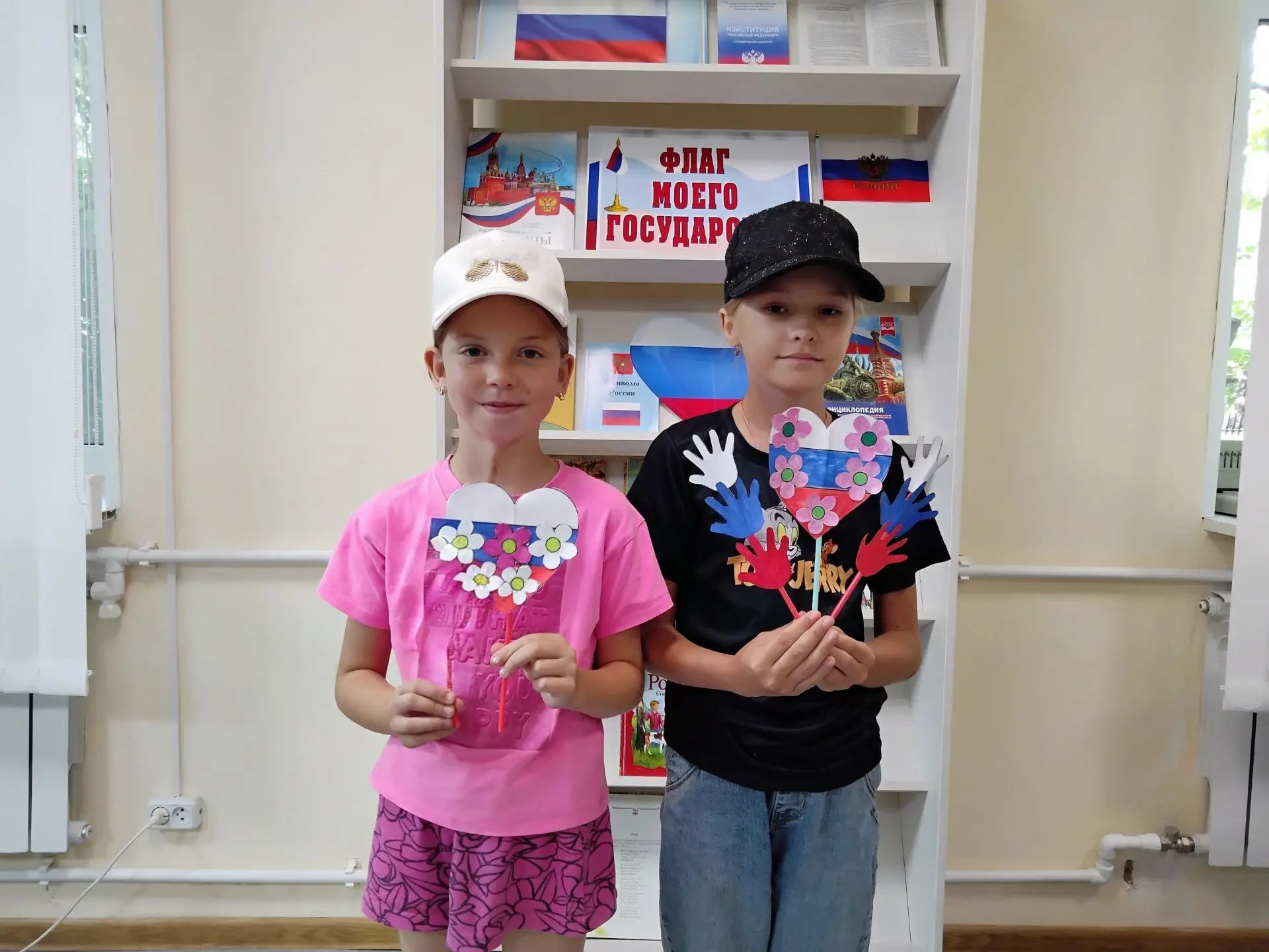 День Флага — один из главных государственных праздников Российской Федерации, наполненн...