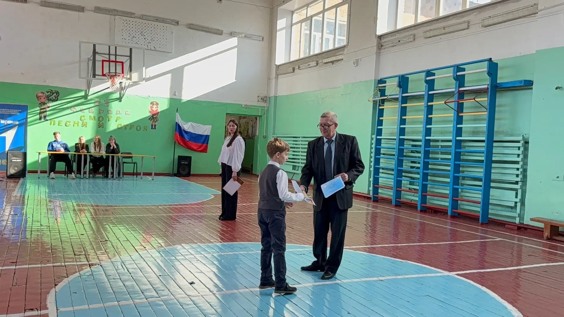 В школе имени Вячеслава Токарева прошёл традиционный смотр песни и строя 16 феврала стартовал  смотр