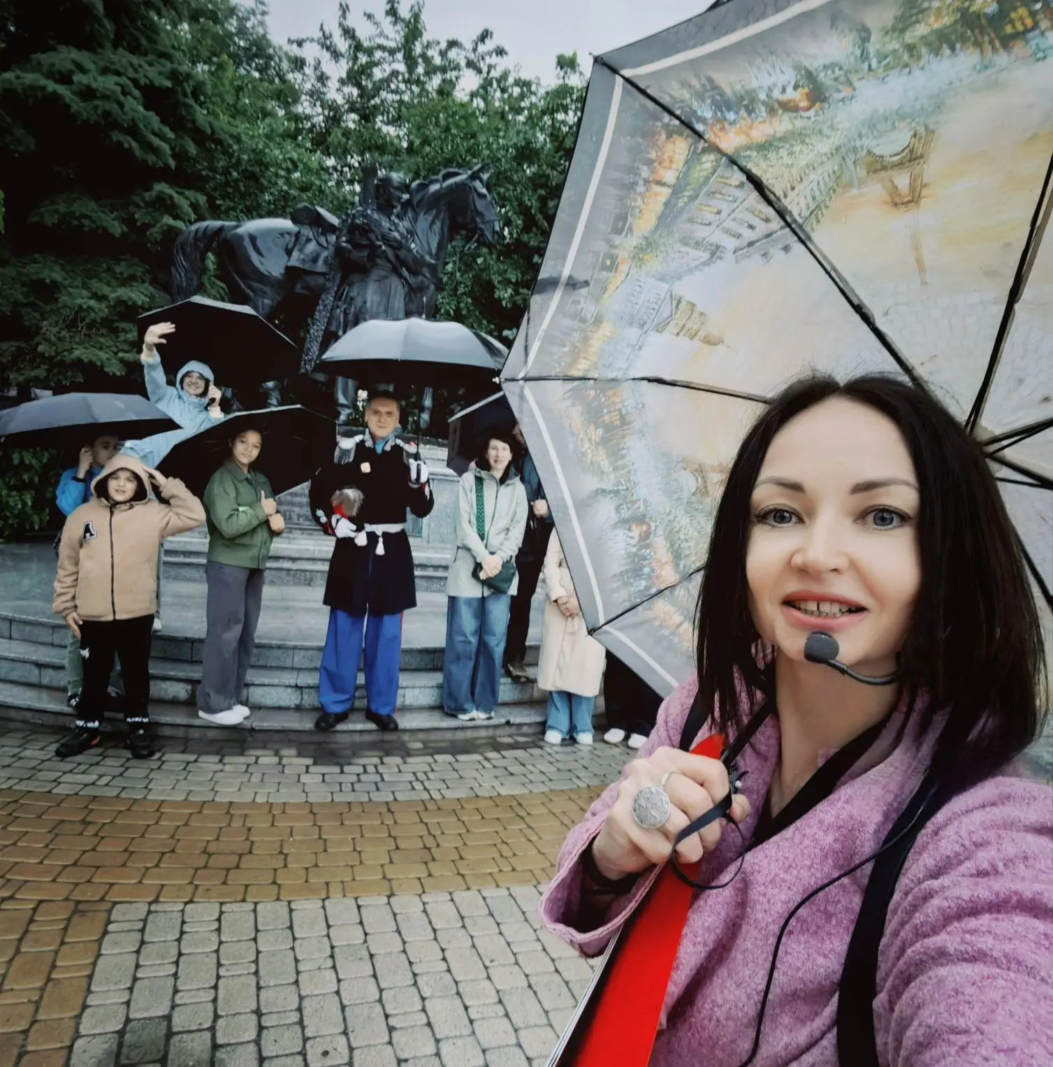 Ливни затопили Ростов, но, жизнь нельзя остановить! И гости едут в Ростов и хотят знать...