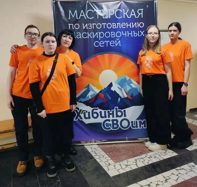 📅18 марта ученики 10Б класса вместе с их классным руководителем посетили мастерскую по изготовлению 