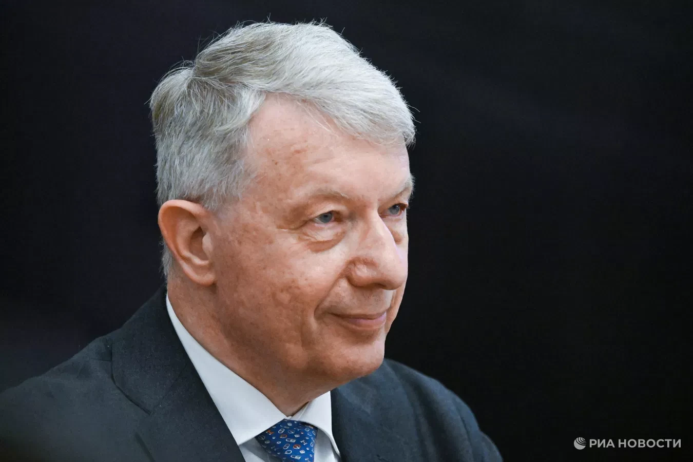 🗿Европейский совет предложили переименовать в "украинский"
