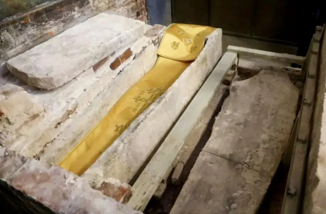 🗡️ Останки Дмитрия Донского подтвердили его участие в битвах.