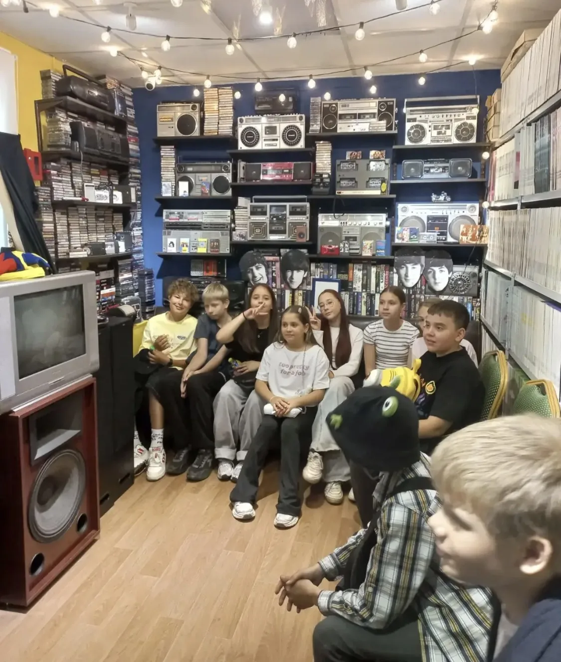 В профильном отряде "Я по городу шагаю" (руководитель Светлана Викторовна Размахнина) прошёл день "ж