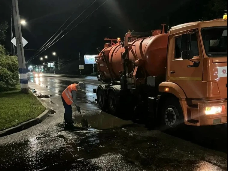 ☔ Ночью дорожники Ульяновска устранили последствия залпового ливня

Заслушав отчёт о ликвидации посл
