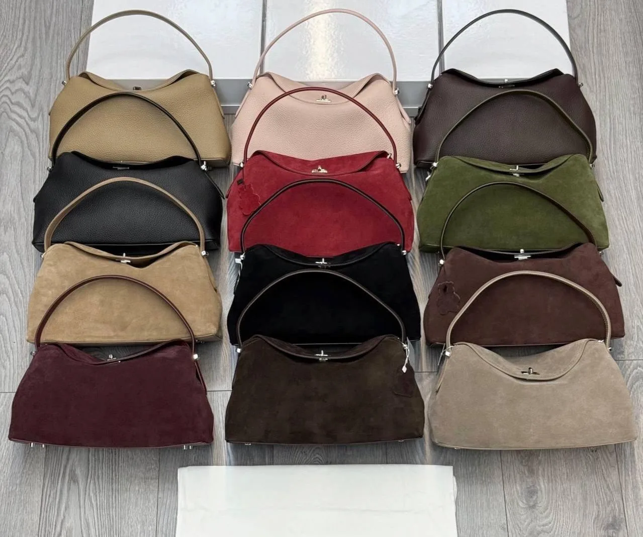 Большой выбор трендовых сумок, чемоданов и рюкзаков👜