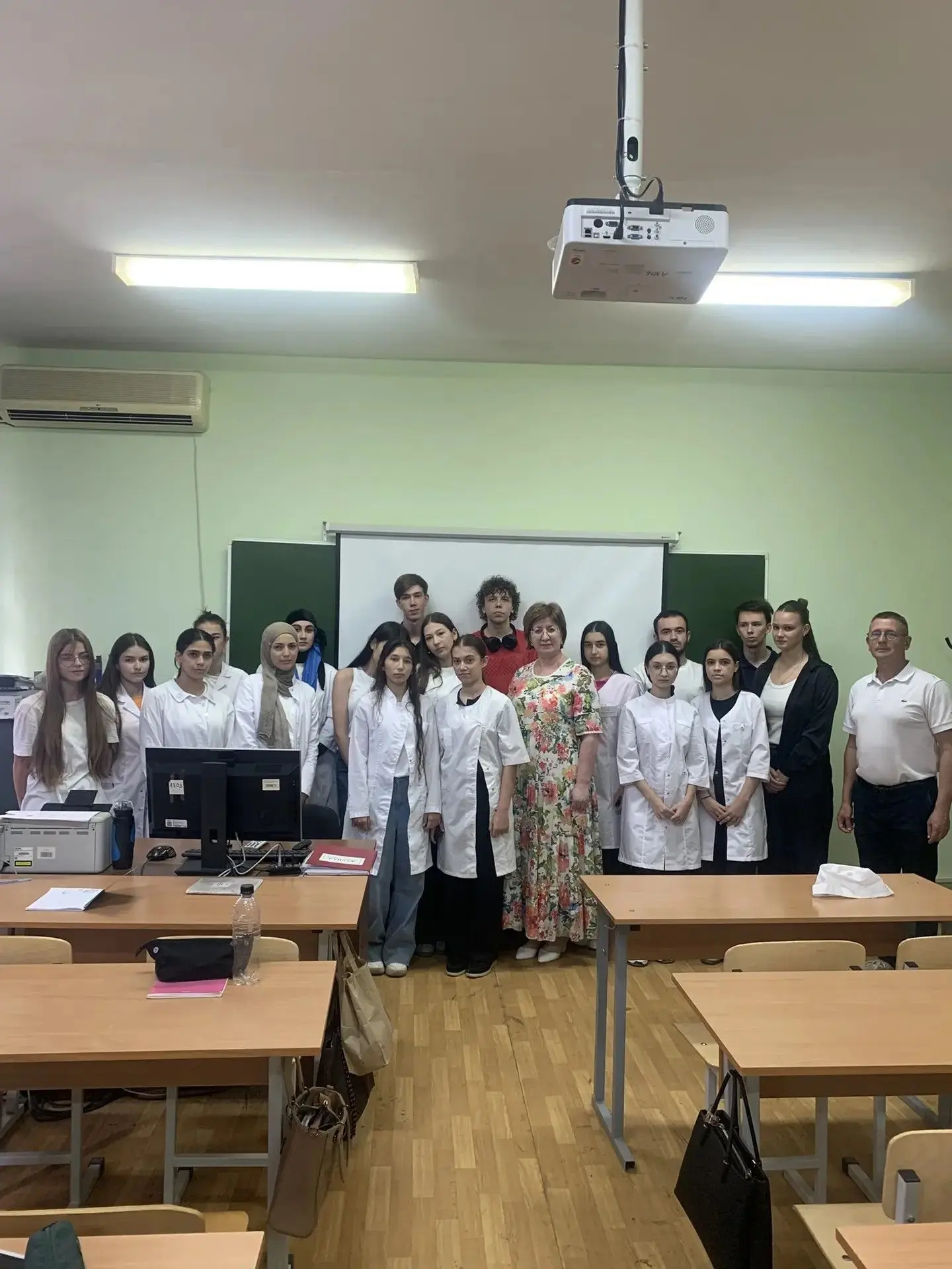 🎓 Знание — сила! Патриотизм — основа единства!