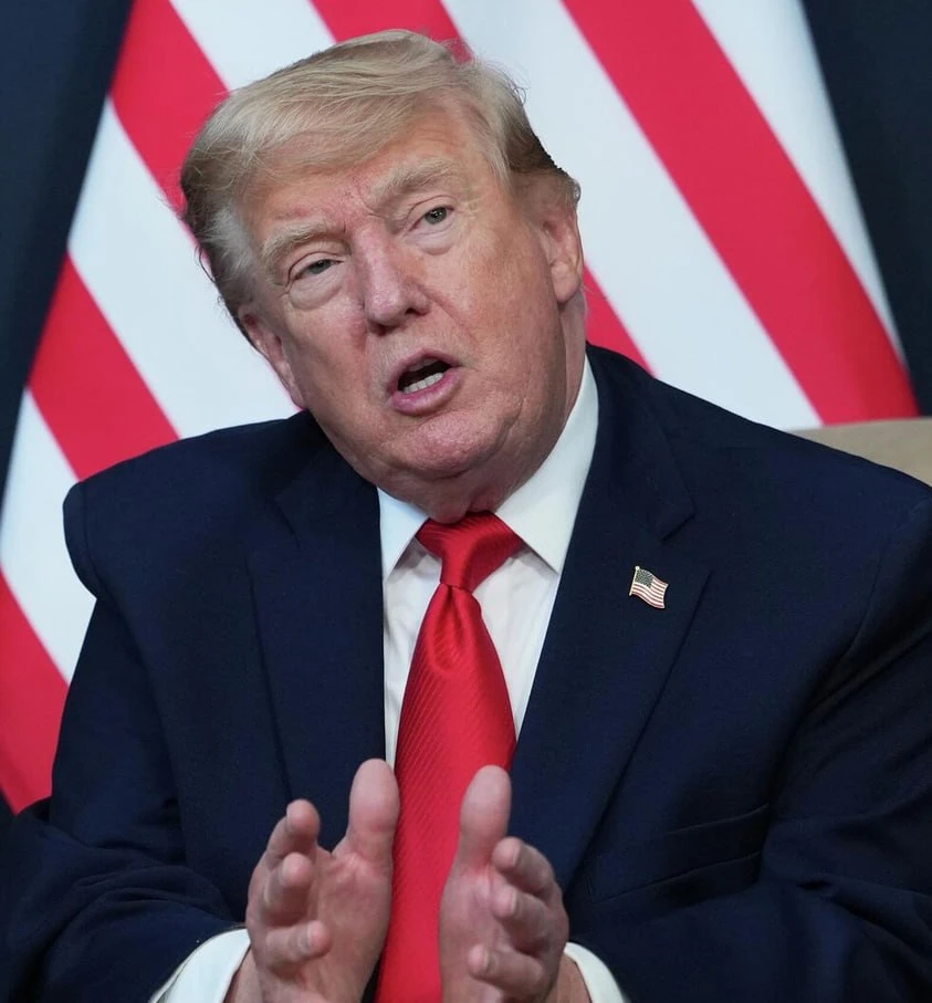 Администрация Трампа запрашивает у конгресса $672 млн (50 млрд рублей) на вывоз и утили...