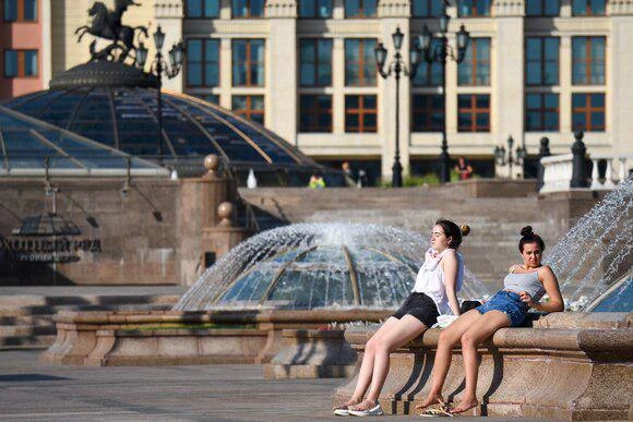 🌤 В выходные в Москве ожидается до +31°C

По прогнозу синоптика, август начнётся с летней погоды и 