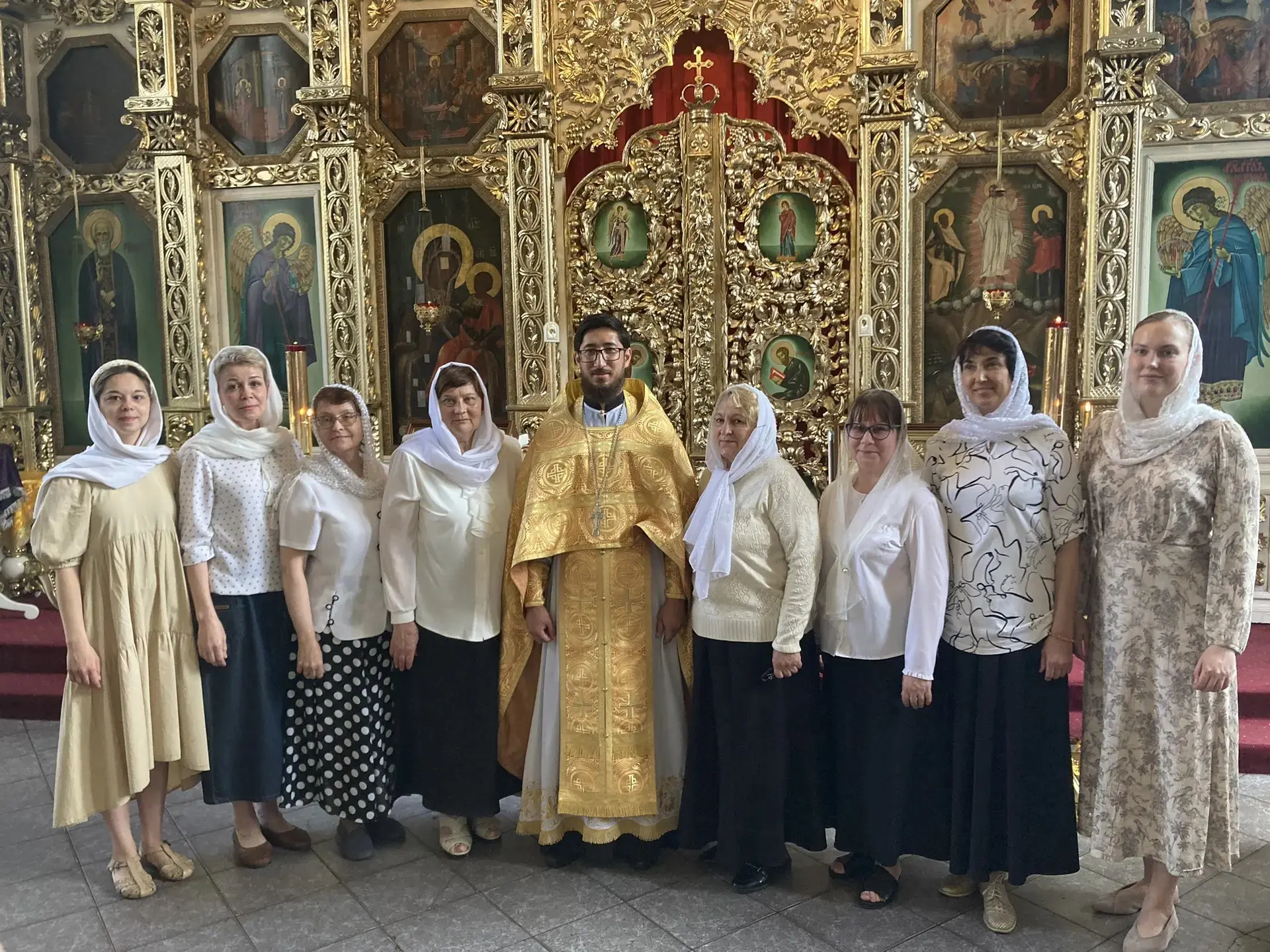 📝 Сегодня в нашем храме состоялась Литургия с участием хора взрослых слушателей Воскресной школы. 
