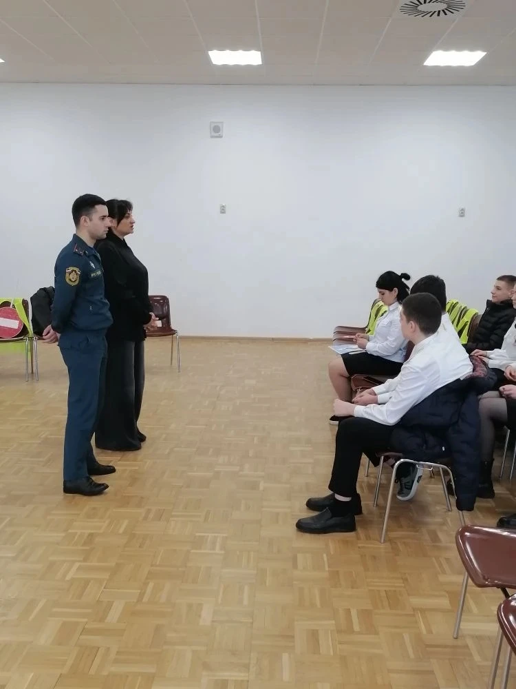 🚸 26 марта состоялся Открытый урок по гражданской обороне в кадетском классе МЧС направленности  🚨 В
