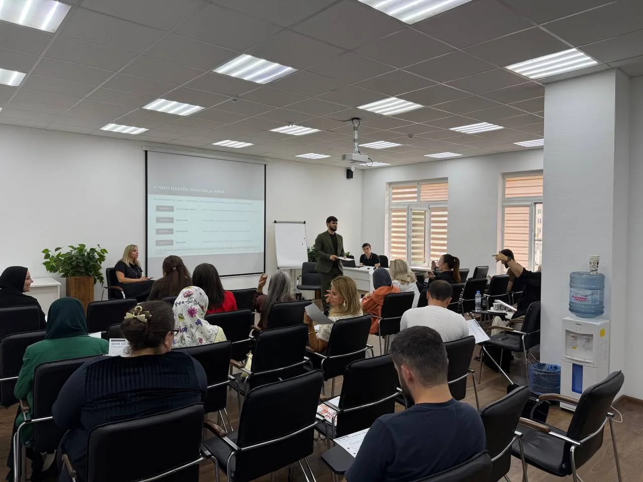 В Центре «Мой Бизнес» КЧР состоялся семинар «Команда без текучки», посвященный актуальным вопросам п