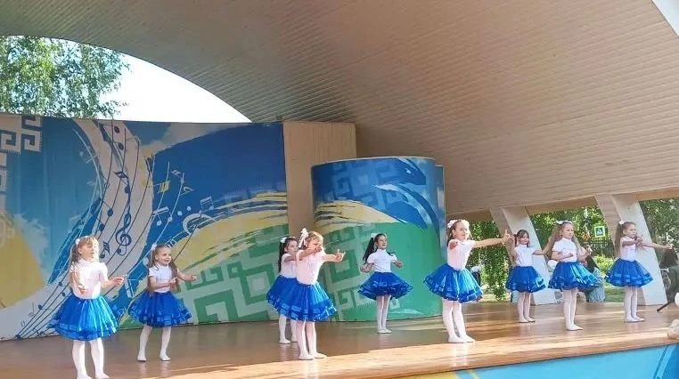 Детский коллектив «Звёздочки» принял участие в городском фестивале‑конкурсе детского тв...
