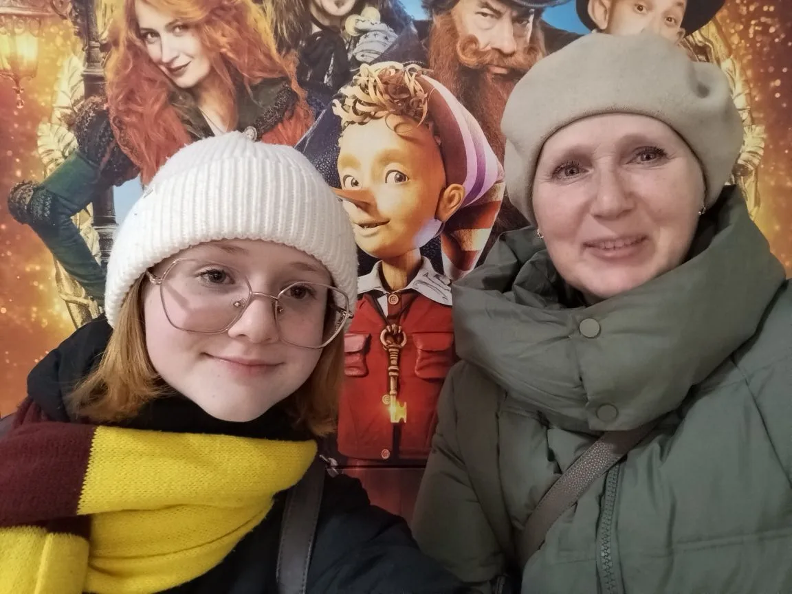 Паша на Простоквашино, Артём на Чебурашку, а мы выбрали Буратино!