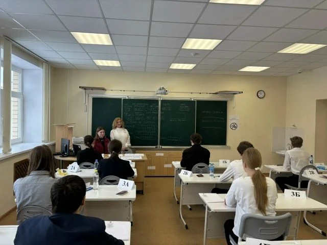 💪 Репетиция ЕГЭ: выпускники школ Липецка принимают участие в тренировочном экзамене   Около 2,5 тыся