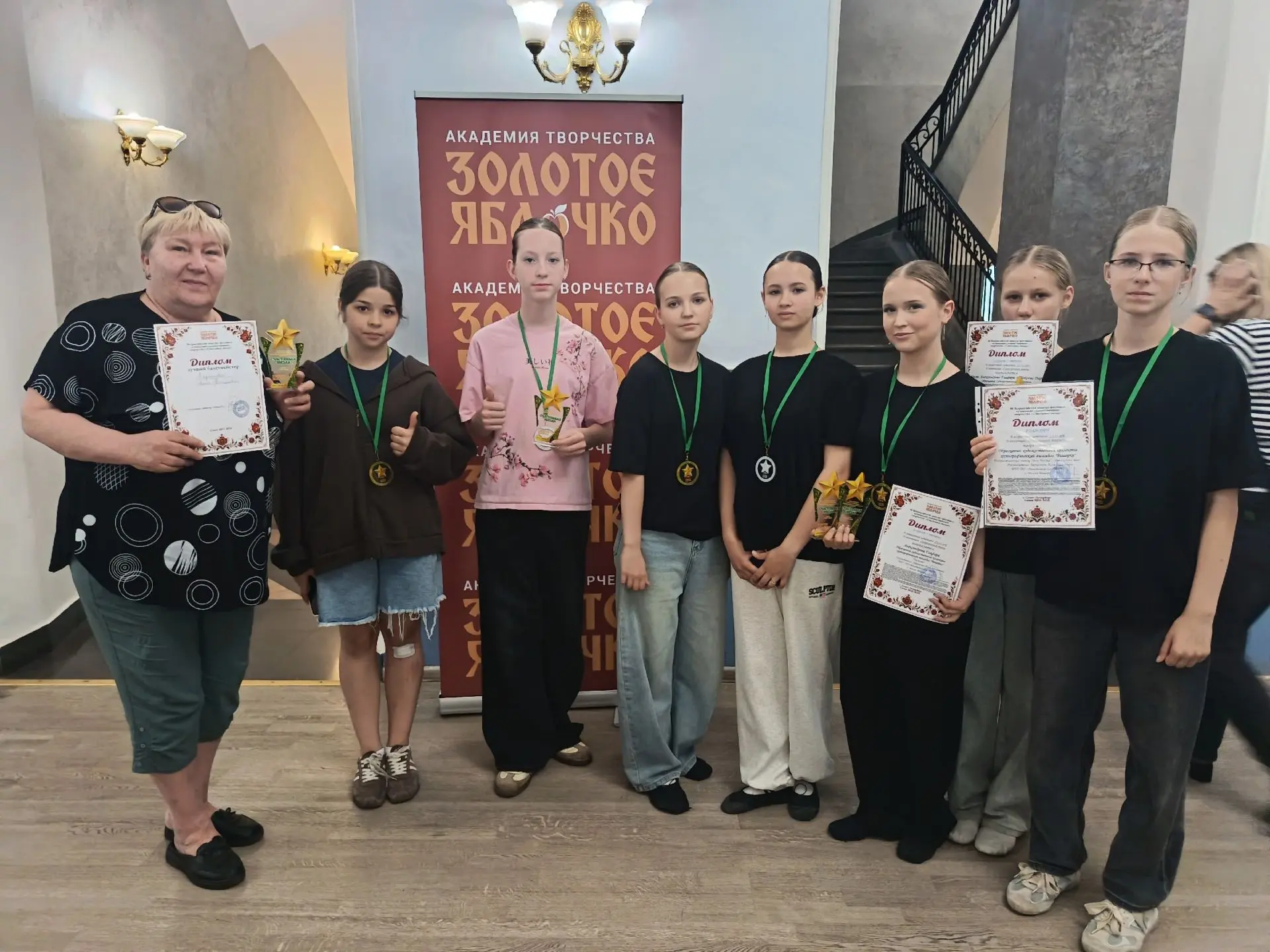 ✨ Гордость Маловишерского округа! Наши юные таланты покорили Санкт-Петербург! ✨

14 июня в Санкт-Пет