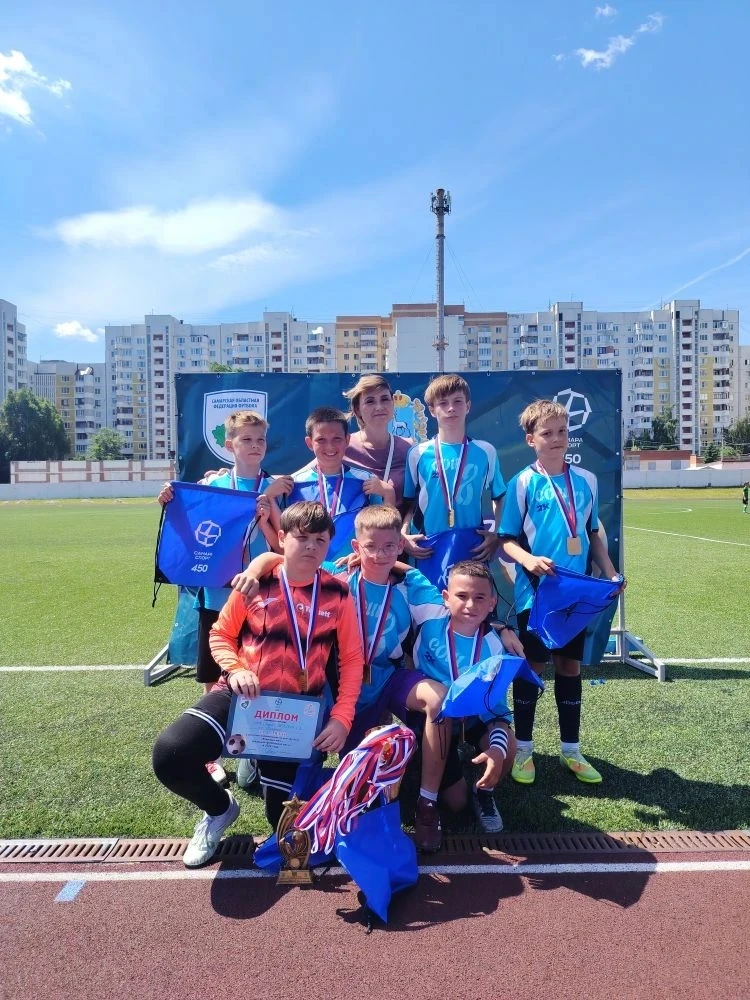 ⚽11 июня состоялся финал по футзалу "Кожаный мяч" среди 2014- 2015 г. 

🥇Наша команда просто вырвал