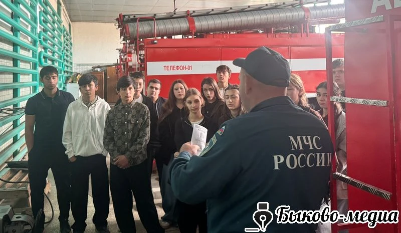 Школьники Красносельца познакомились с профессией пожарного | Быково-медиа
