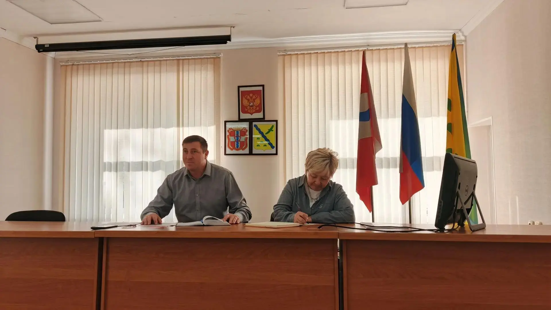 Сегодня состоялось заседание комиссии Совета Нововаршавского муниципального района. В х...