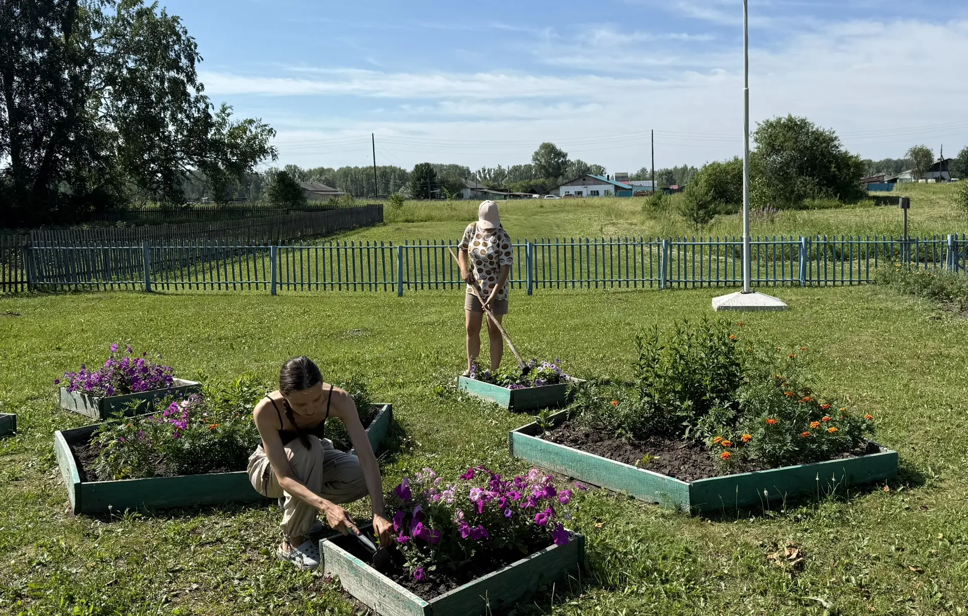 Летняя практика в разгаре ☀️

Уже второй месяц обучающиеся не просто отдыхают, а с пользой проводят 