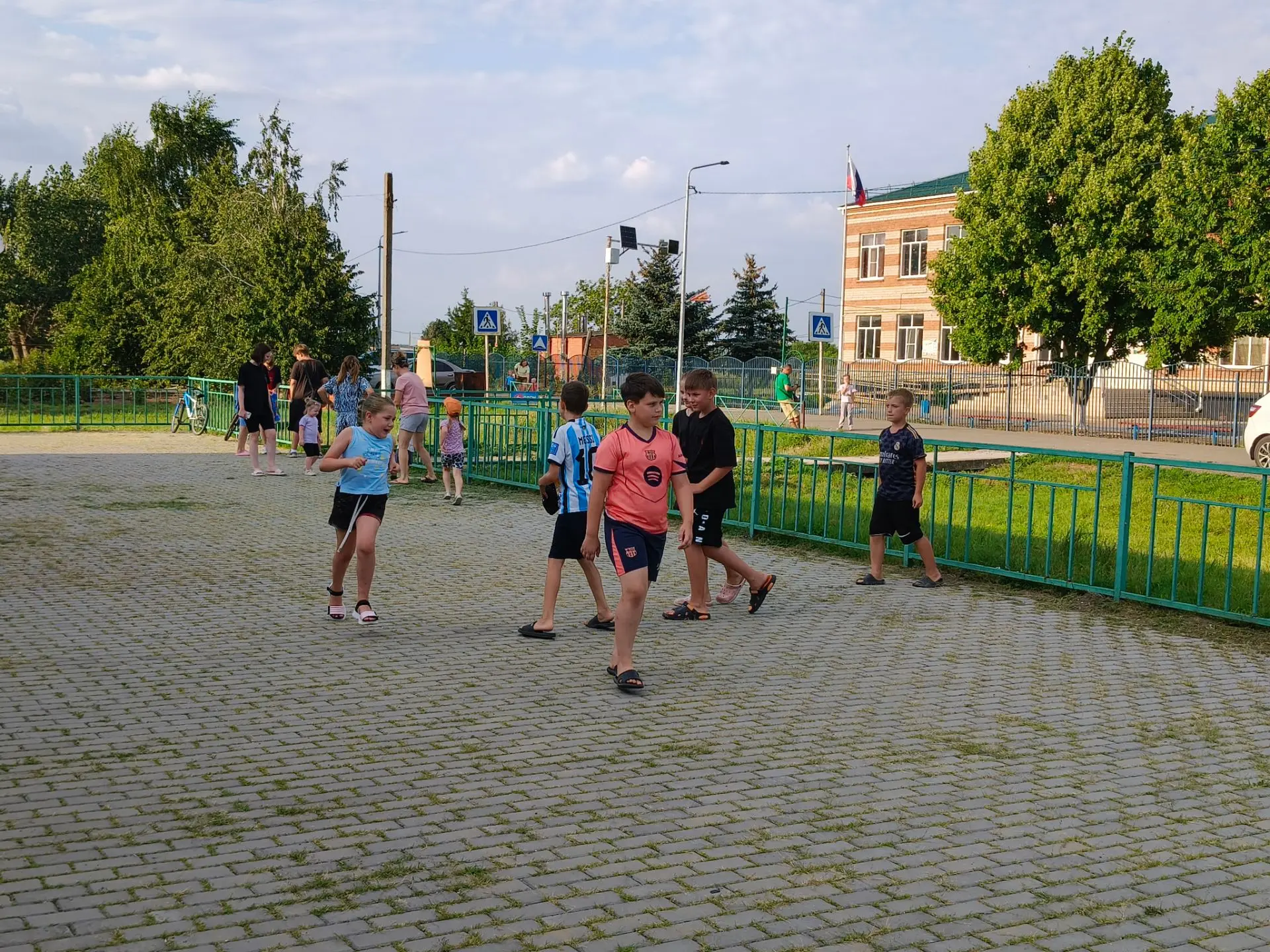 Спортивный час "Игры нашего двора"