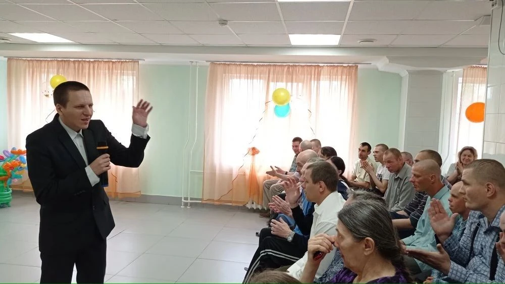 Сегодня майские именинники получали поздравления. Коллектив наших ребят и специалистов ...