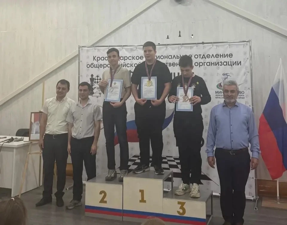 📣 Поздравляем Гаргинова Богдана, учащегося 8 «А» класса, с достойным результатом на Краевых соревнов