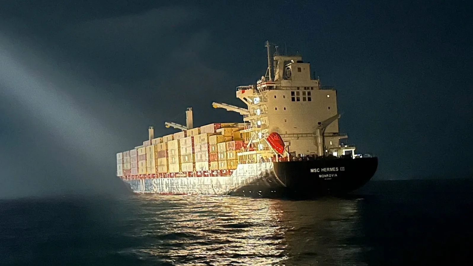 🌊⚓⛴   MSC назвала причину эвакуации экипажа с Hermes III