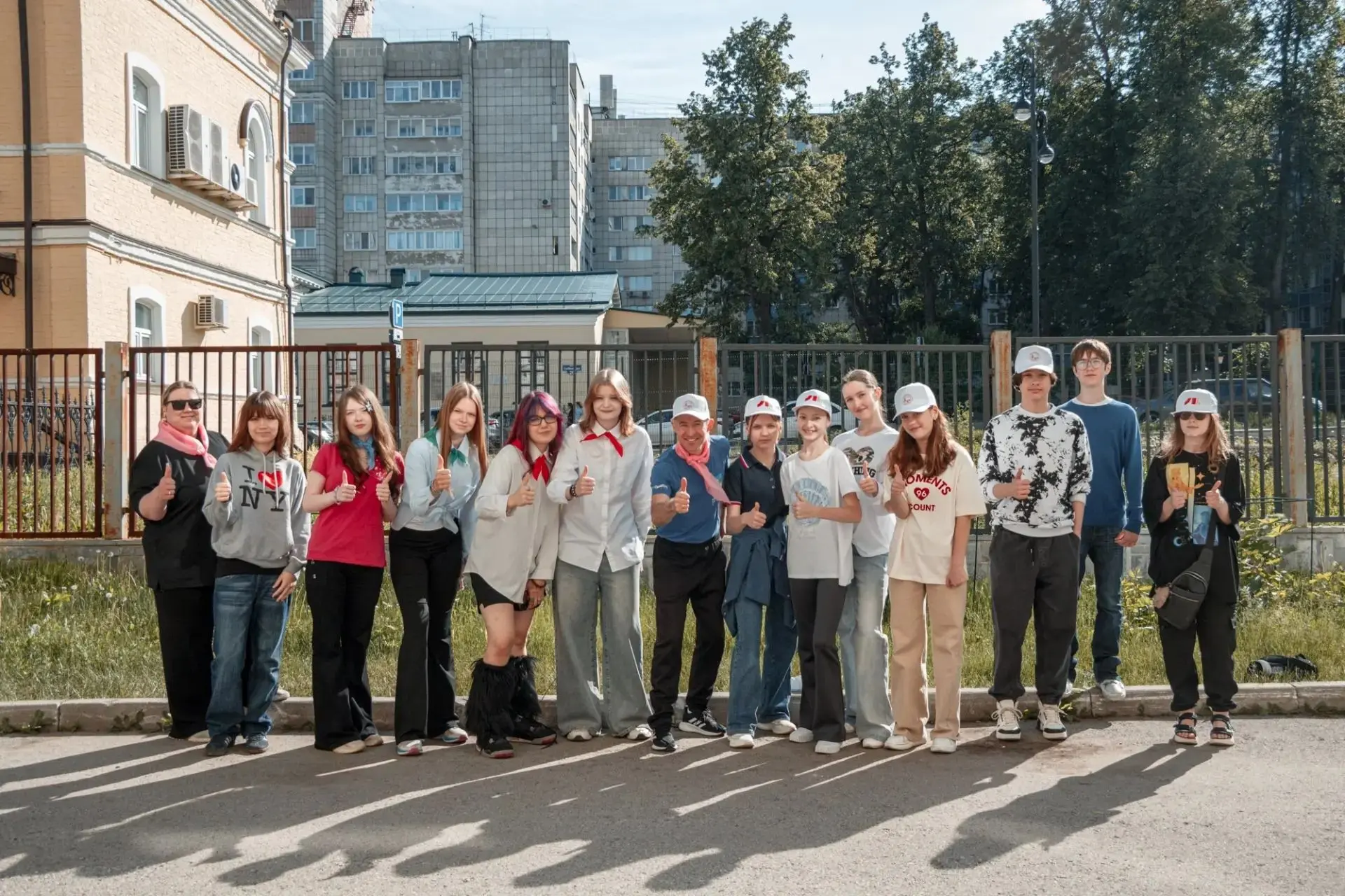 🌿 ТРУДОВОЕ ЛЕТО — 2026 ЗАВЕРШЕНО! 🌿
Друзья, наши ученики успешно завершили трудовую миссию! 🎉Две 
