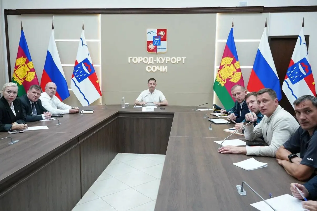 ❗️Пляжи всех районов Сочи (от Адлера до Магри) временно закрыли по соображениям безопас...