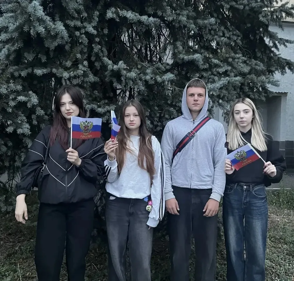 🇸🇮Три цвета России