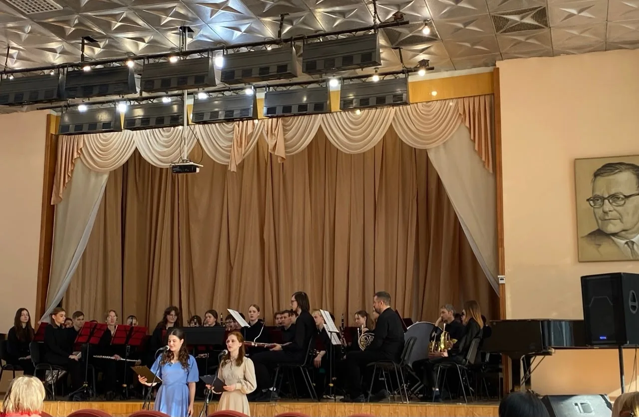 🎺🥁«…Музыка удваивает, утраивает армию. С распущенными знаменами и громогласной музыко...