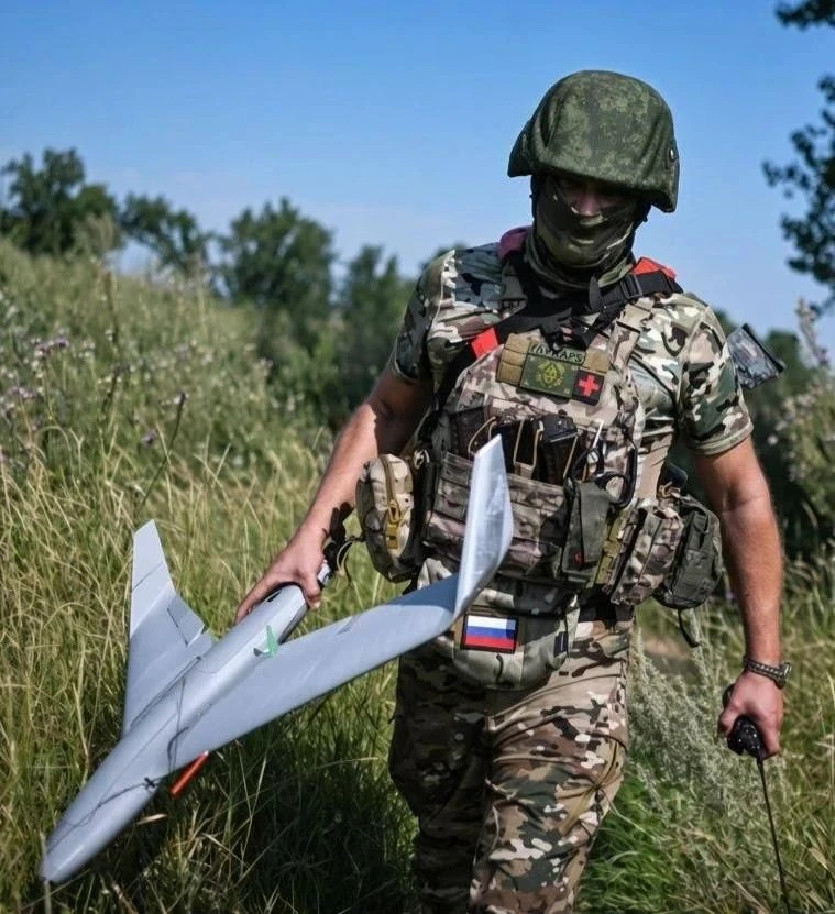 ❗️Обязательный курс по беспилотным системам введут во всех 19 транспортных вузах России...