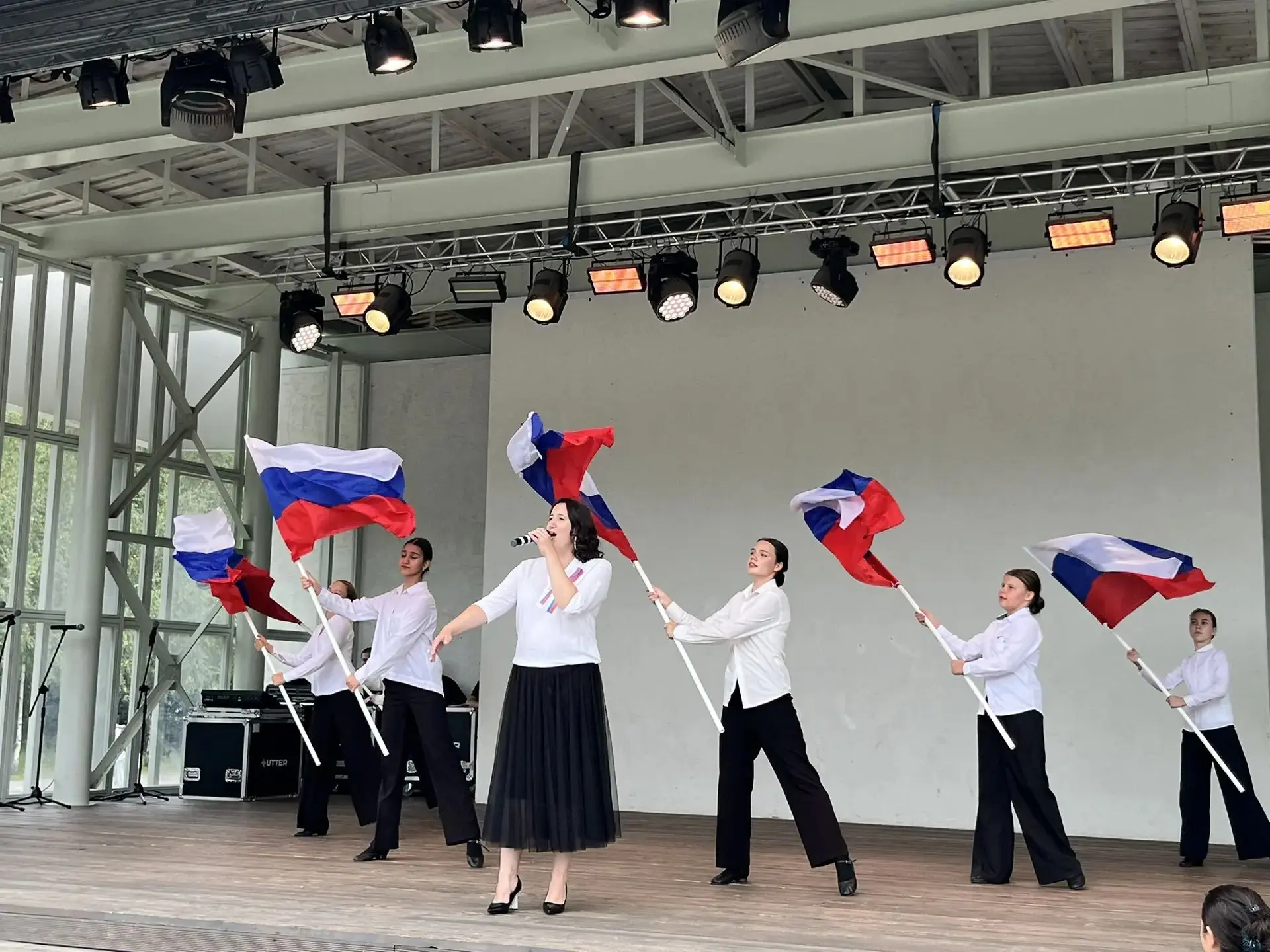 🇷🇺 Отмечаем День Государственного флага!