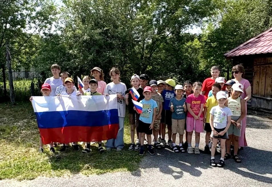 🇷🇺12 июня — День России! Наш общий праздник.

✅Сегодня воспитанники пришкольного оздоровительного 