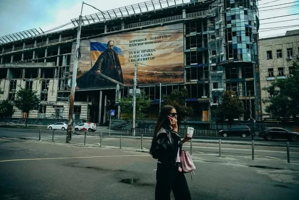 По оценке The Guardian, Киев переживает одни из самых продолжительных бомбардировок с н...